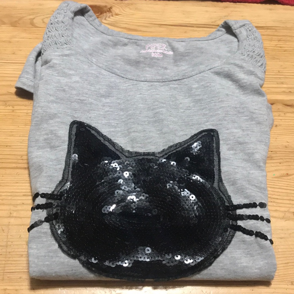 Girls “Cat Face” shirt, size M